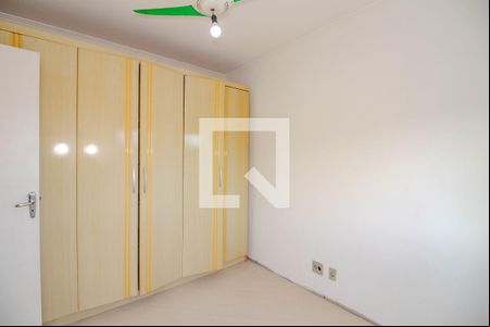 Quarto 1 de apartamento para alugar com 2 quartos, 54m² em Farrapos, Porto Alegre