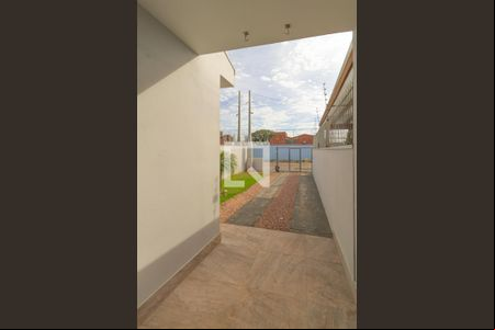 Vista da Sala de casa à venda com 2 quartos, 55m² em Rio Branco, Canoas