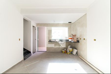 Sala/Cozinha de casa para alugar com 3 quartos, 84m² em Itaquera, São Paulo