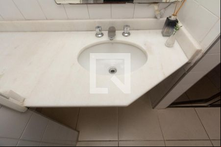 Banheiro de apartamento para alugar com 2 quartos, 85m² em Itaim Bibi, São Paulo