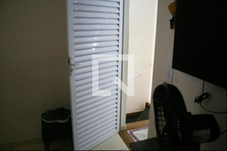 Entrada de casa de condomínio para alugar com 2 quartos, 51m² em Vila Caiçara, Praia Grande