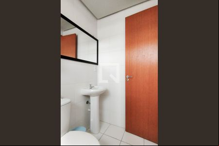 Banheiro de kitnet/studio para alugar com 1 quarto, 35m² em Vicentina, São Leopoldo