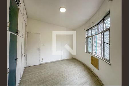Quarto 1 de apartamento para alugar com 2 quartos, 70m² em Botafogo, Rio de Janeiro