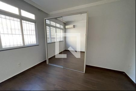 Quarto de casa para alugar com 2 quartos, 130m² em Vila Bela Vista, Duque de Caxias
