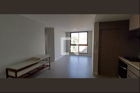 Sala  de apartamento para alugar com 2 quartos, 70m² em Balneario, Florianópolis