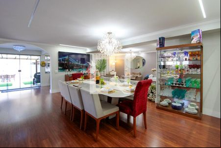 Sala de casa de condomínio à venda com 5 quartos, 716m² em Barra da Tijuca, Rio de Janeiro