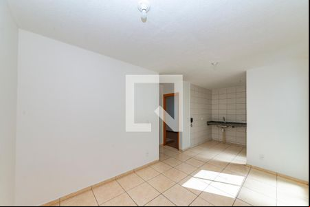 Sala de apartamento para alugar com 2 quartos, 44m² em Chacaras Reunidas Santa Terezinha, Contagem