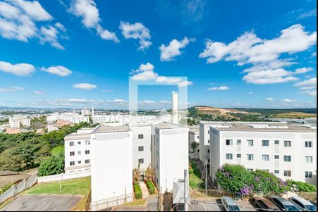 Vista do Quarto 1 de apartamento para alugar com 2 quartos, 44m² em Chacaras Reunidas Santa Terezinha, Contagem