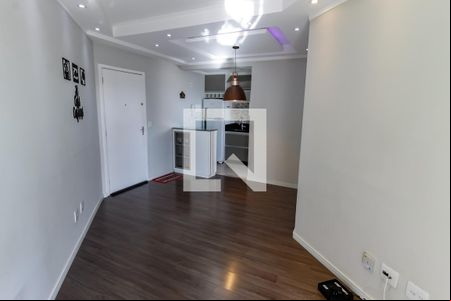 Sala de apartamento à venda com 2 quartos, 57m² em Jardim Henriqueta, Taboão da Serra