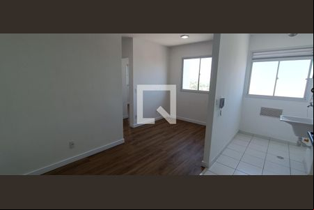 Sala de apartamento para alugar com 2 quartos, 42m² em Parque Arariba, São Paulo