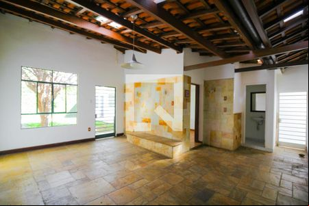 Sala de TV de casa para alugar com 4 quartos, 270m² em Brooklin, São Paulo