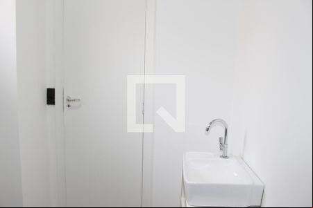 Banheiro  de kitnet/studio para alugar com 1 quarto, 24m² em Campos Elíseos, São Paulo