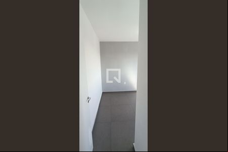 Quarto 1 de apartamento para alugar com 2 quartos, 41m² em Parque Arariba, São Paulo