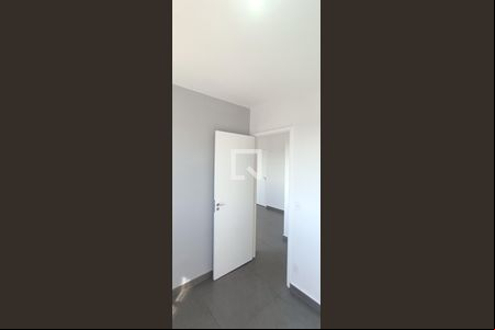 Quarto 1 de apartamento para alugar com 2 quartos, 41m² em Parque Arariba, São Paulo