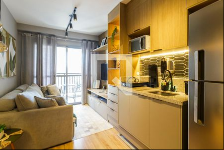 Sala/Cozinha de kitnet/studio para alugar com 1 quarto, 32m² em Indianópolis, São Paulo