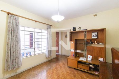 Sala de casa para alugar com 3 quartos, 250m² em Jardim das Belezas, Carapicuíba