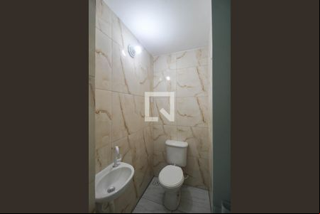 Lavabo de casa para alugar com 3 quartos, 90m² em Jacutinga, Mesquita