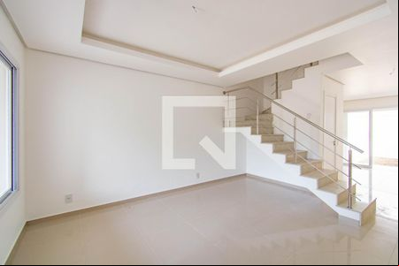 Sala de casa à venda com 2 quartos, 104m² em São José, Canoas