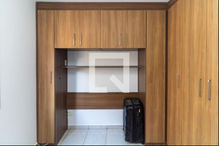 Quarto 2 de apartamento à venda com 3 quartos, 64m² em Jardim Angela (zona Leste), São Paulo