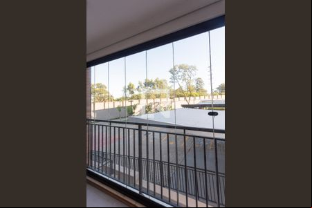 Sacada da Sala de apartamento para alugar com 2 quartos, 66m² em Swiss Park, Campinas