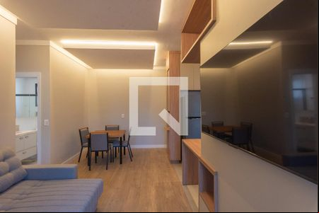Sala de apartamento para alugar com 2 quartos, 66m² em Swiss Park, Campinas