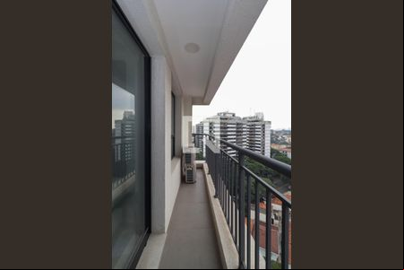 Varanda de kitnet/studio para alugar com 1 quarto, 44m² em Sumaré, São Paulo