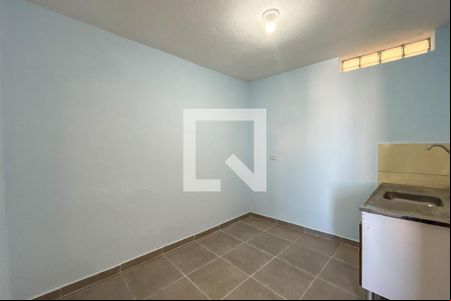 Cozinha de casa para alugar com 1 quarto, 30m² em Vila Pereira Cerca, São Paulo