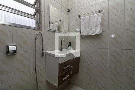 banheiro social_3 de casa à venda com 3 quartos, 120m² em Sacomã, São Paulo