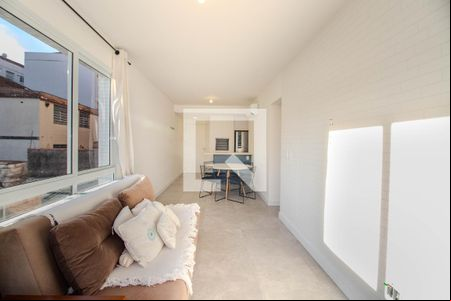 Sala de apartamento à venda com 2 quartos, 66m² em Rio Branco, Porto Alegre