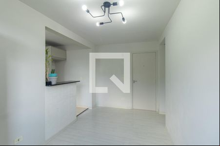 Sala de apartamento para alugar com 2 quartos, 54m² em Pinheirinho, Curitiba