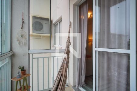 Varanda de apartamento à venda com 3 quartos, 70m² em Humaitá, Porto Alegre