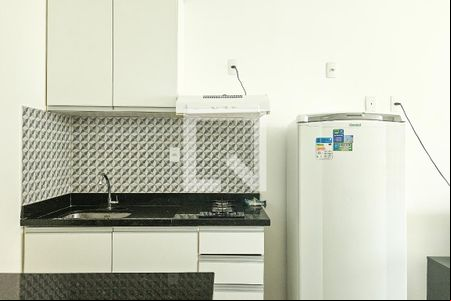 Sala/Cozinha de apartamento para alugar com 1 quarto, 40m² em Pituba, Salvador