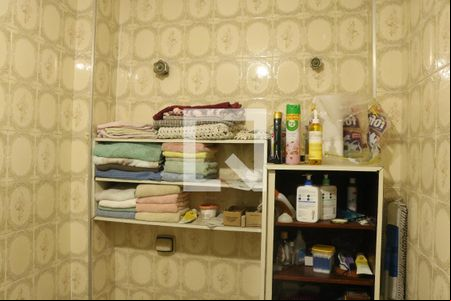 Banheiro de apartamento à venda com 2 quartos, 90m² em Bom Retiro, São Paulo