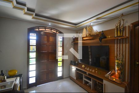 Sala de casa para alugar com 4 quartos, 150m² em Engenho Pequeno, Nova Iguaçu