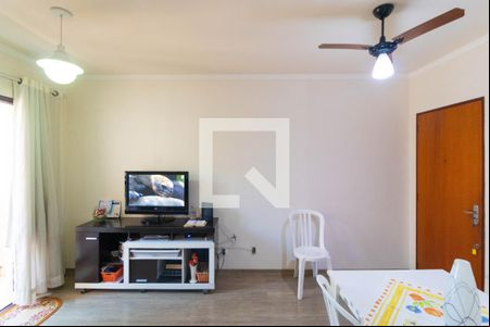 Sala de apartamento à venda com 2 quartos, 55m² em Jardim das Bandeiras, Campinas
