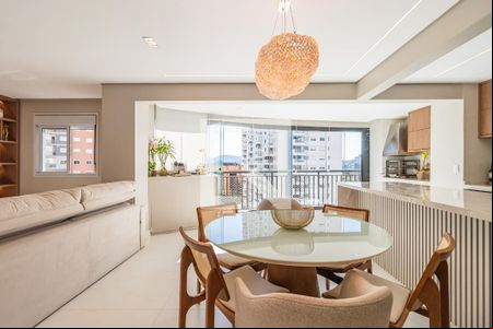 Sala de apartamento à venda com 2 quartos, 97m² em Alphaville Empresarial, Barueri