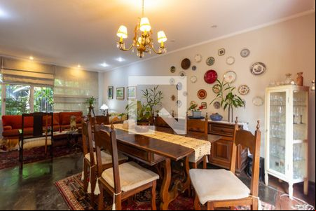 Sala de casa para alugar com 3 quartos, 150m² em Vila Madalena, São Paulo