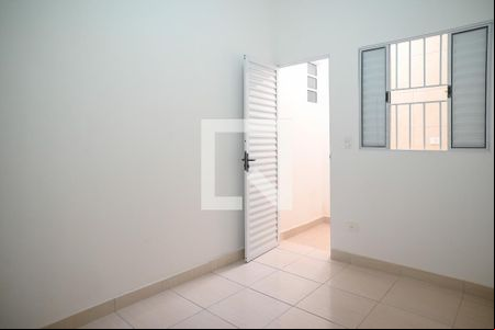 Quarto 1 de casa para alugar com 1 quarto, 30m² em Jardim Maria Estela, São Paulo