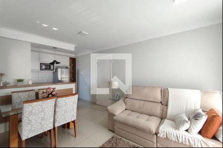Sala de apartamento à venda com 2 quartos, 77m² em Parque Industrial, Campinas