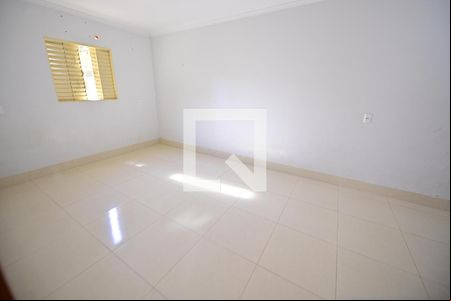 Quarto 1 de casa para alugar com 3 quartos, 150m² em Setor Garavelo, Goiânia