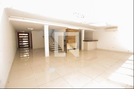 Sala de casa para alugar com 3 quartos, 330m² em Brooklin, São Paulo
