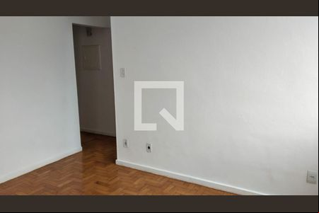 Casa à venda com 2 quartos, 48m² em Cambuci, São Paulo