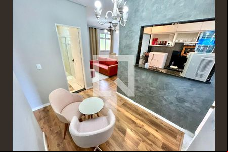 Sala de apartamento para alugar com 2 quartos, 59m² em Floramar, Belo Horizonte