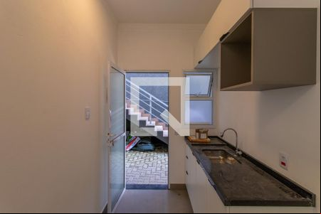 Cozinha de kitnet/studio para alugar com 1 quarto, 24m² em Vila Santo Antônio, Cotia