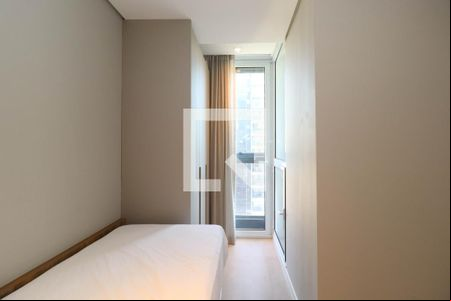 Quarto de apartamento à venda com 3 quartos, 133m² em Jardins, São Paulo