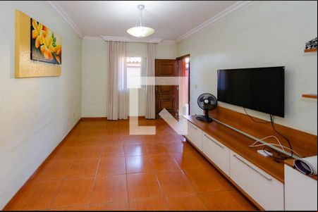 Sala de casa à venda com 3 quartos, 216m² em Betânia, Belo Horizonte
