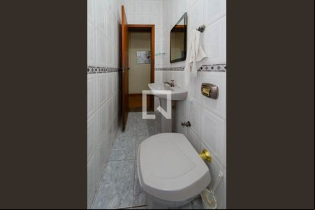 Banheiro de casa à venda com 3 quartos, 216m² em Betânia, Belo Horizonte