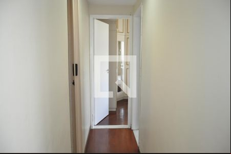 Corredor de apartamento para alugar com 2 quartos, 69m² em Méier, Rio de Janeiro