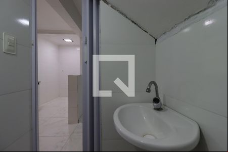 Lavabo de casa para alugar com 1 quarto, 70m² em Jardim das Maravilhas, Santo André