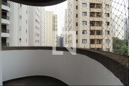 Varanda de apartamento para alugar com 3 quartos, 127m² em Indianópolis, São Paulo
